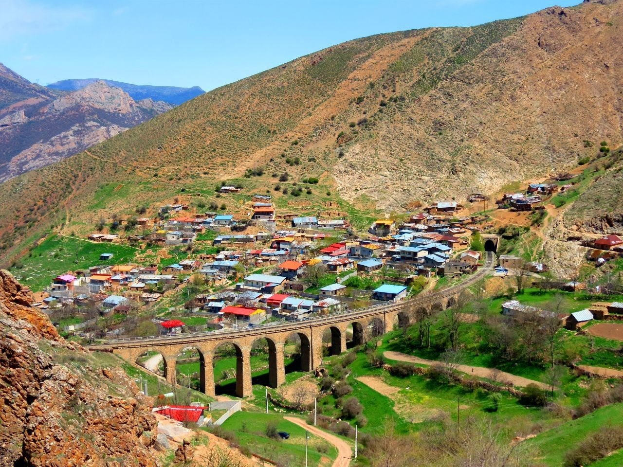 شرکت چند وجهی فولاد لجستیک